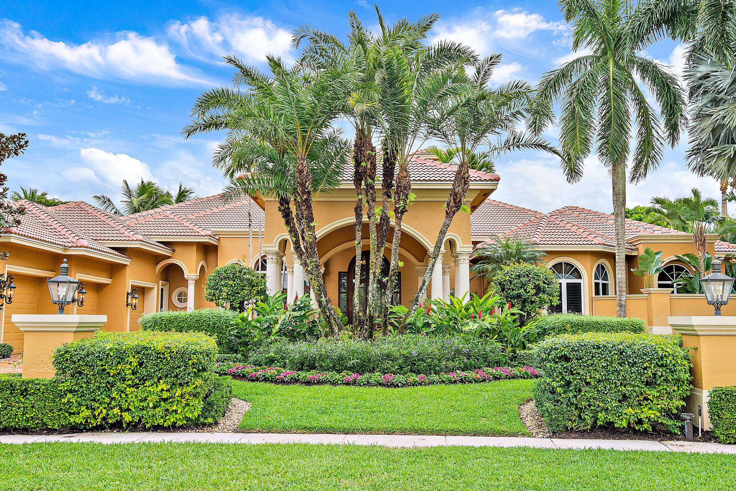 IBIS GOLF AND COUNTRY CLU - Residential