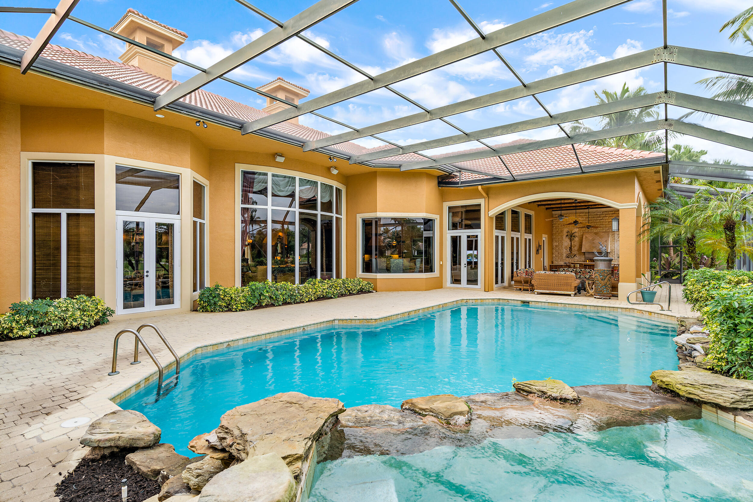 IBIS GOLF AND COUNTRY CLU - Residential