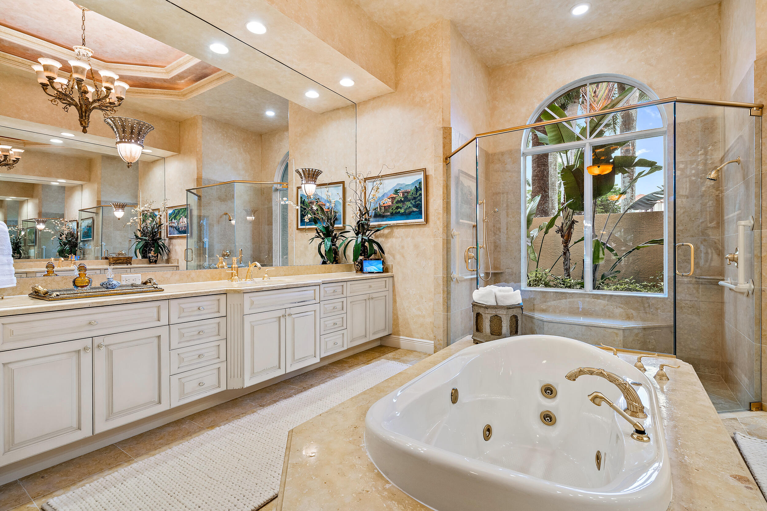 IBIS GOLF AND COUNTRY CLU - Residential