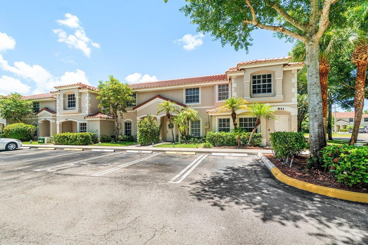 841 Summit Lake Drive