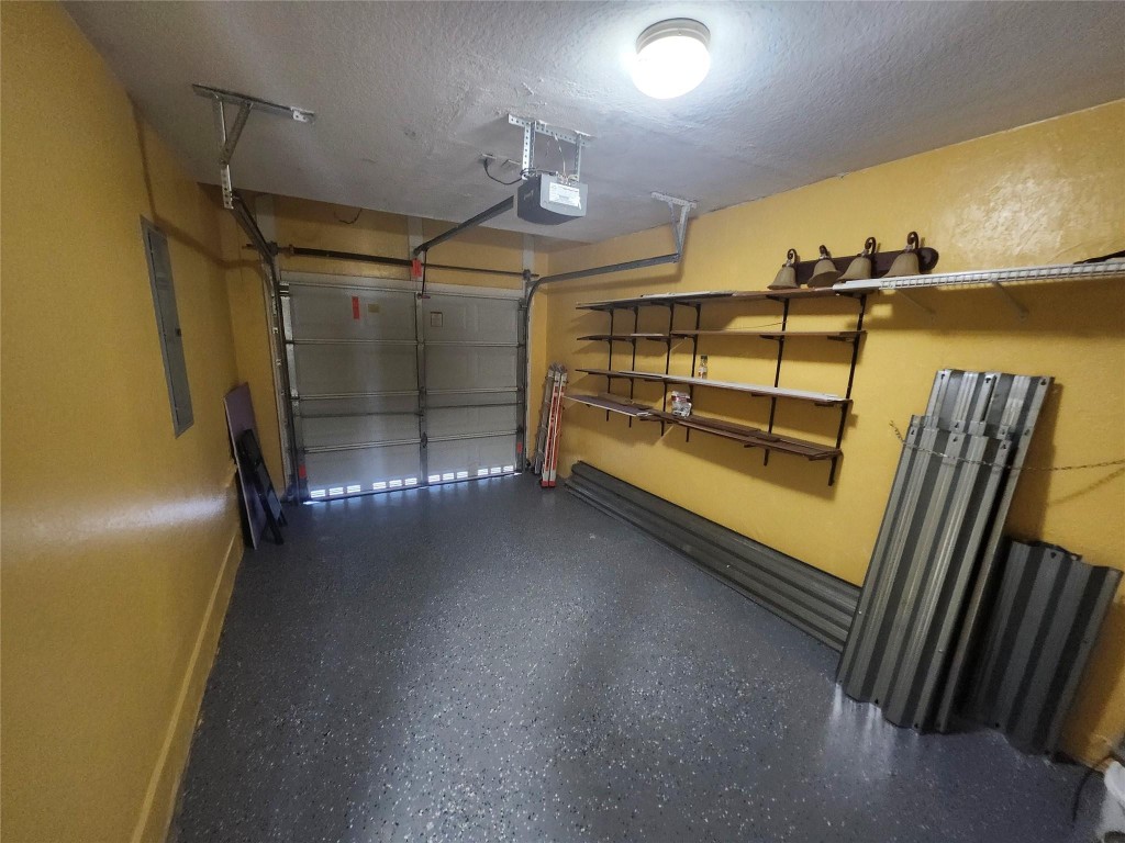 MONTEGO BAY - Residential Lease