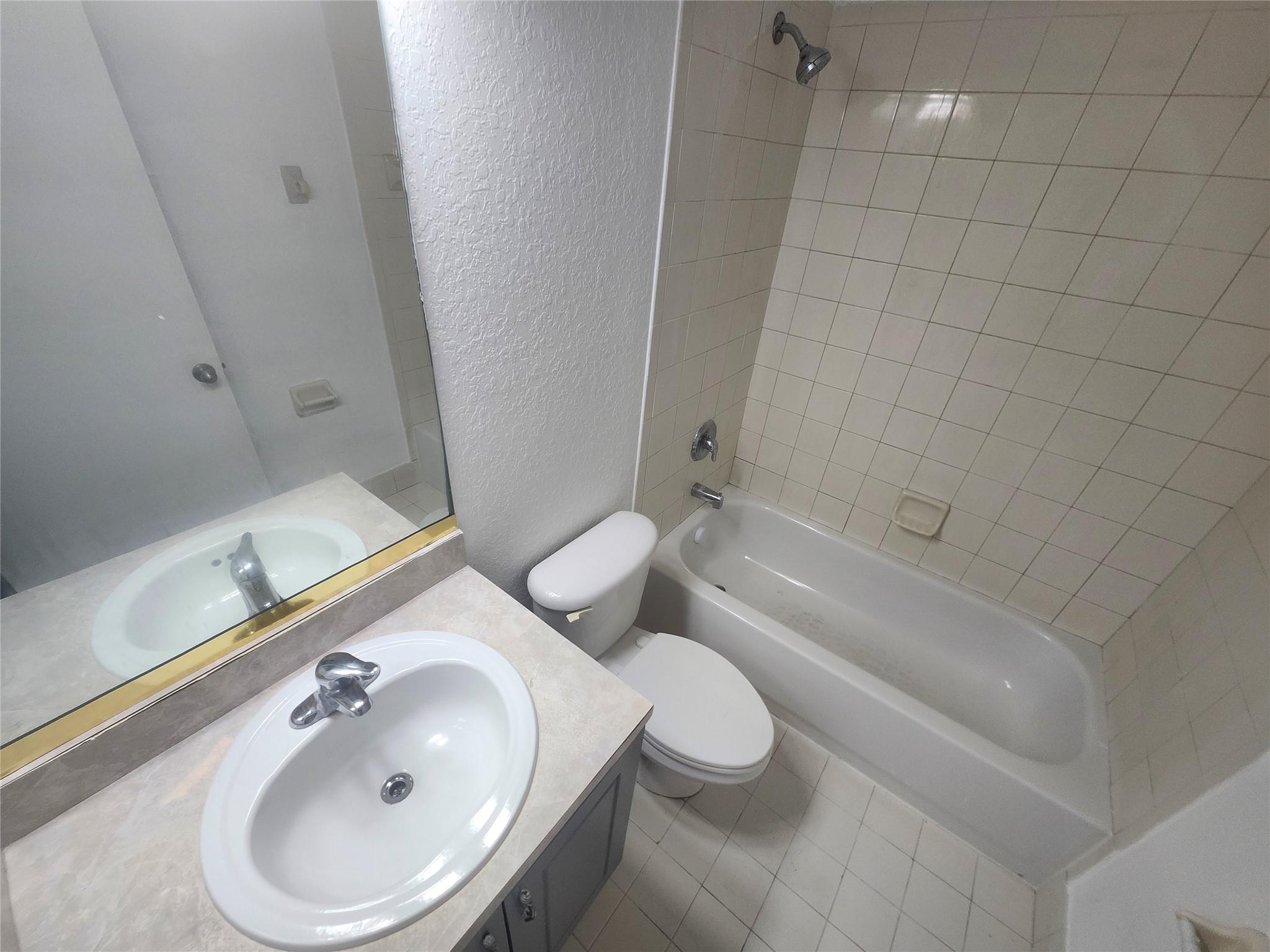 MONTEGO BAY - Residential Lease