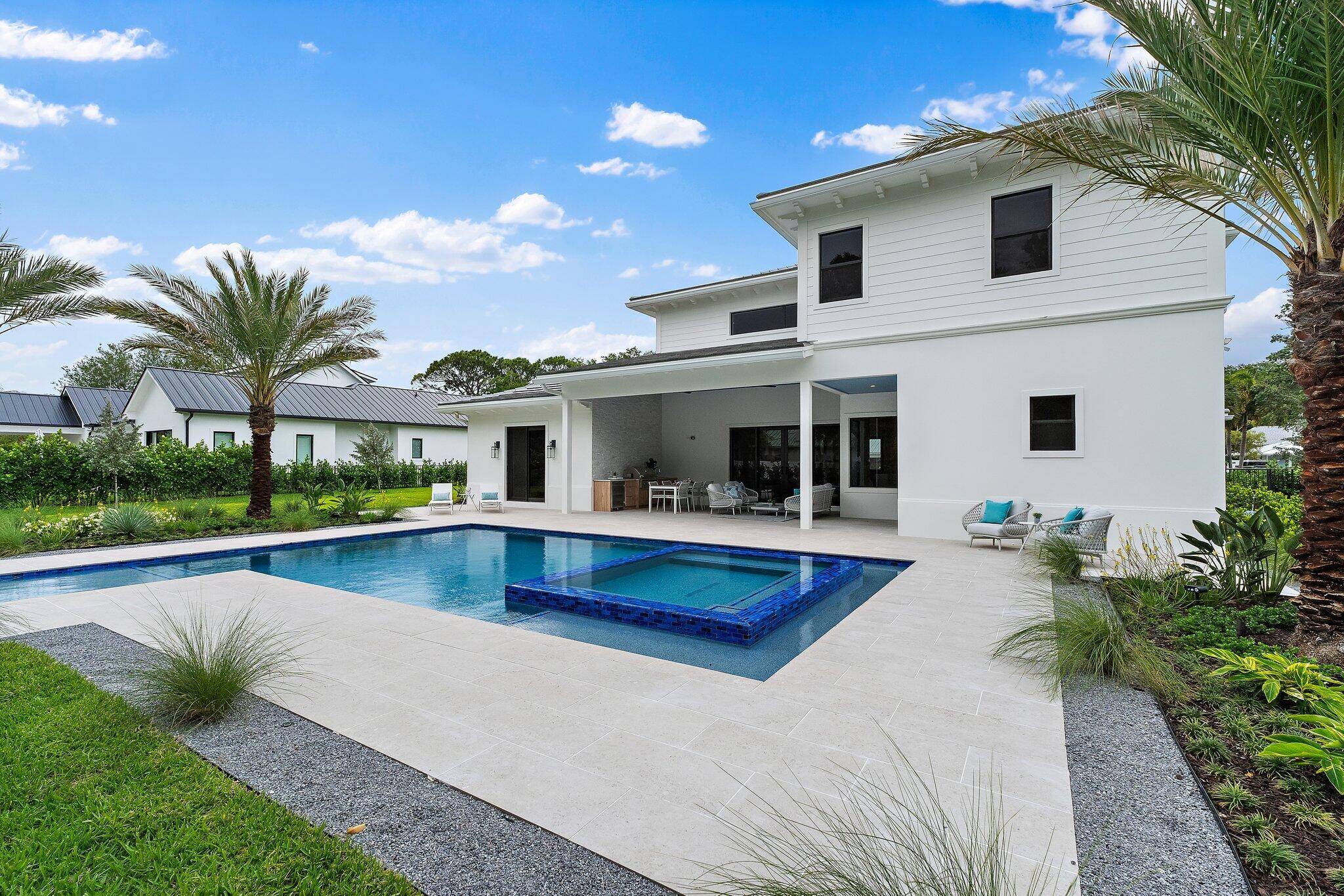 PENNOCK POINT - Residential