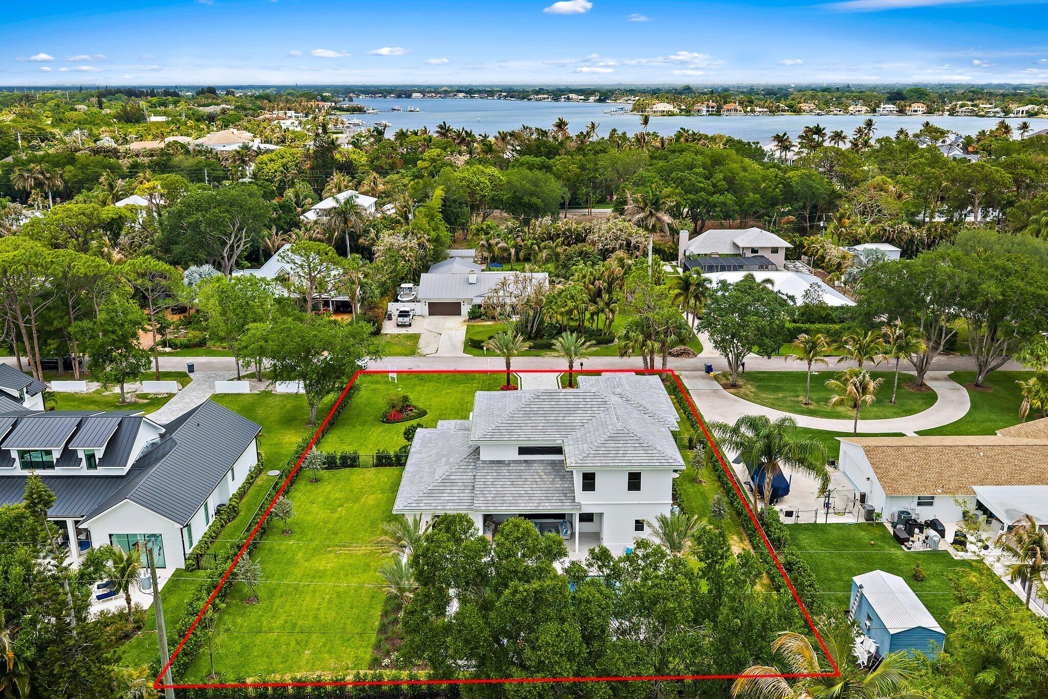 PENNOCK POINT - Residential