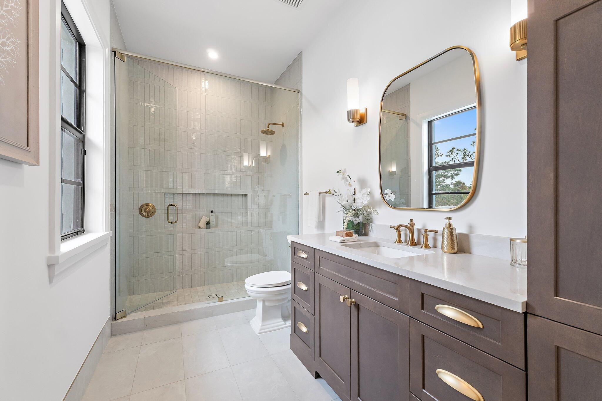 PENNOCK POINT - Residential