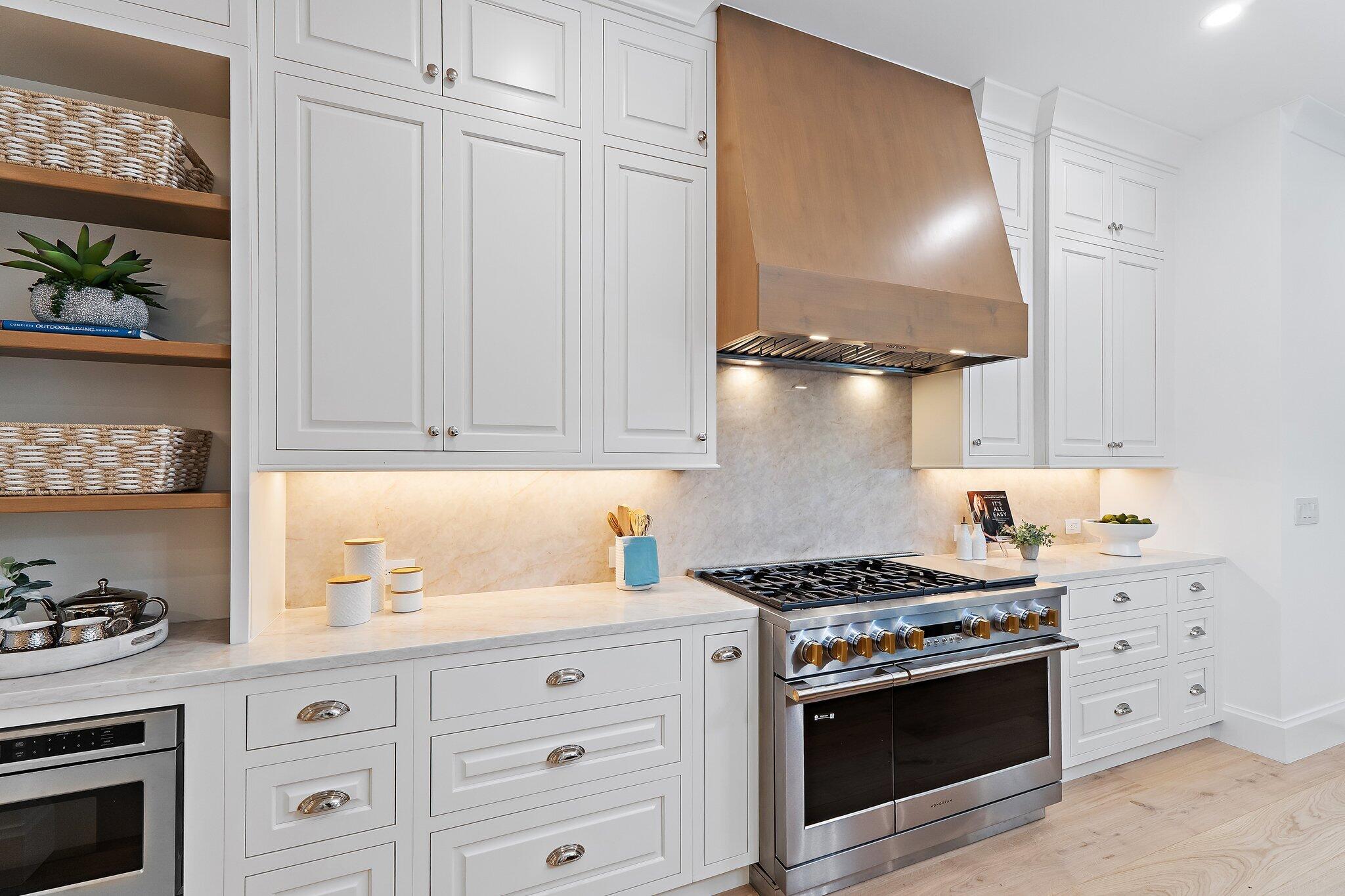 PENNOCK POINT - Residential