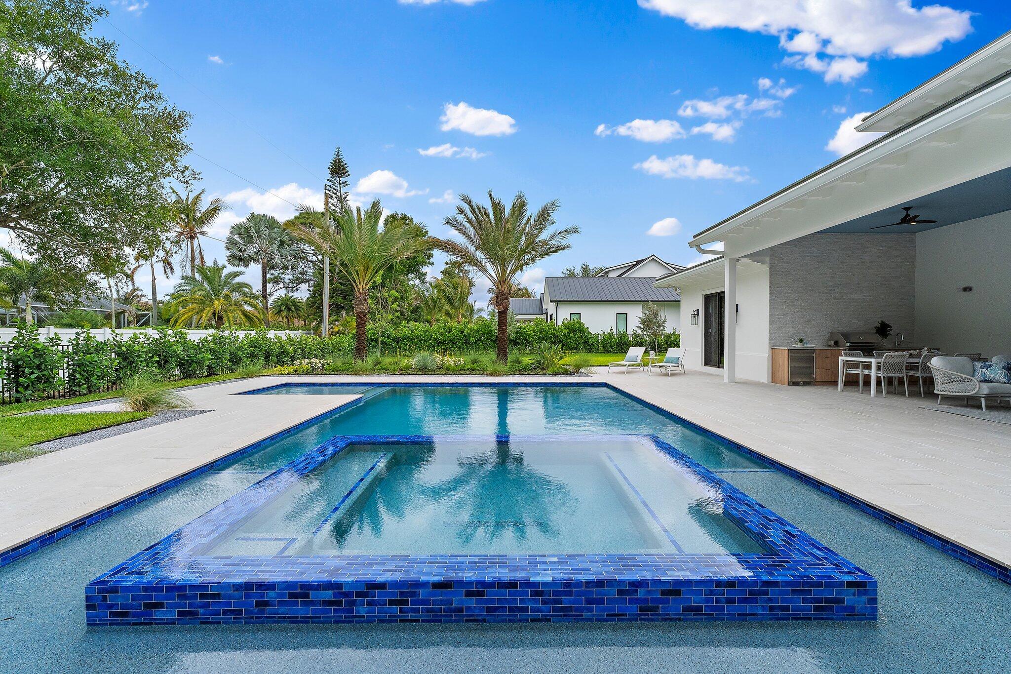 PENNOCK POINT - Residential