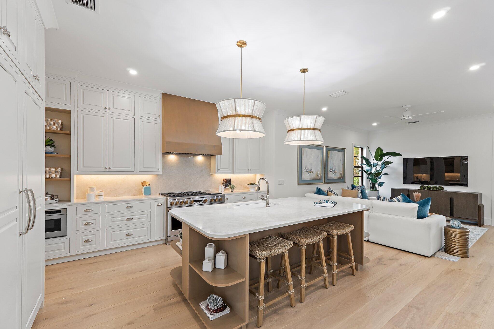 PENNOCK POINT - Residential