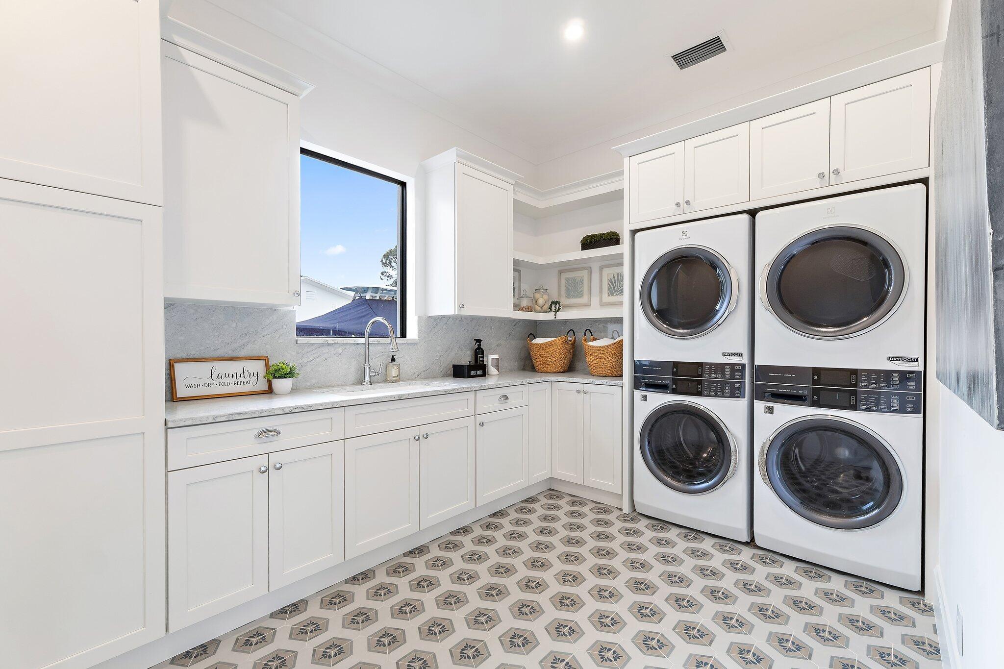 PENNOCK POINT - Residential