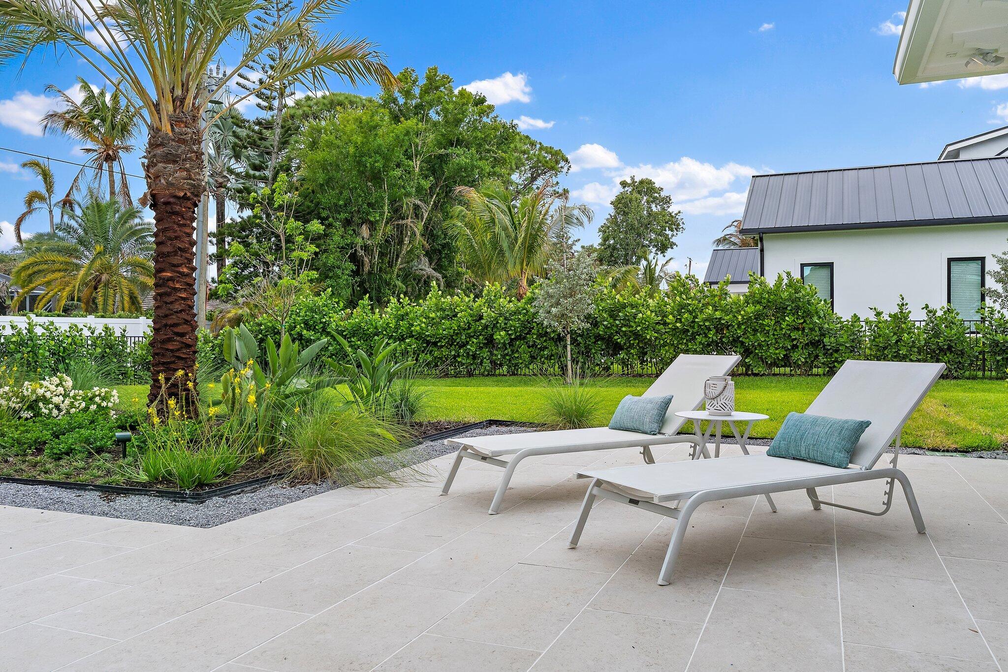 PENNOCK POINT - Residential