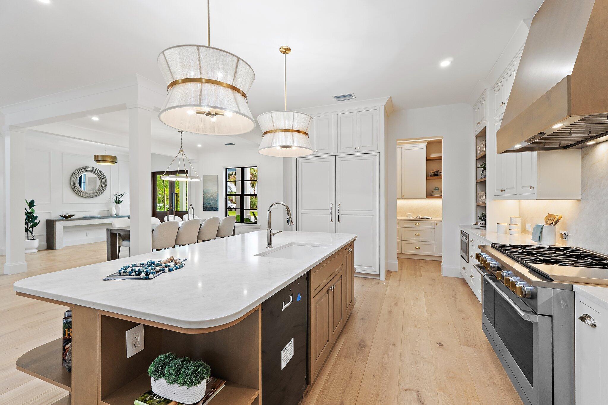 PENNOCK POINT - Residential