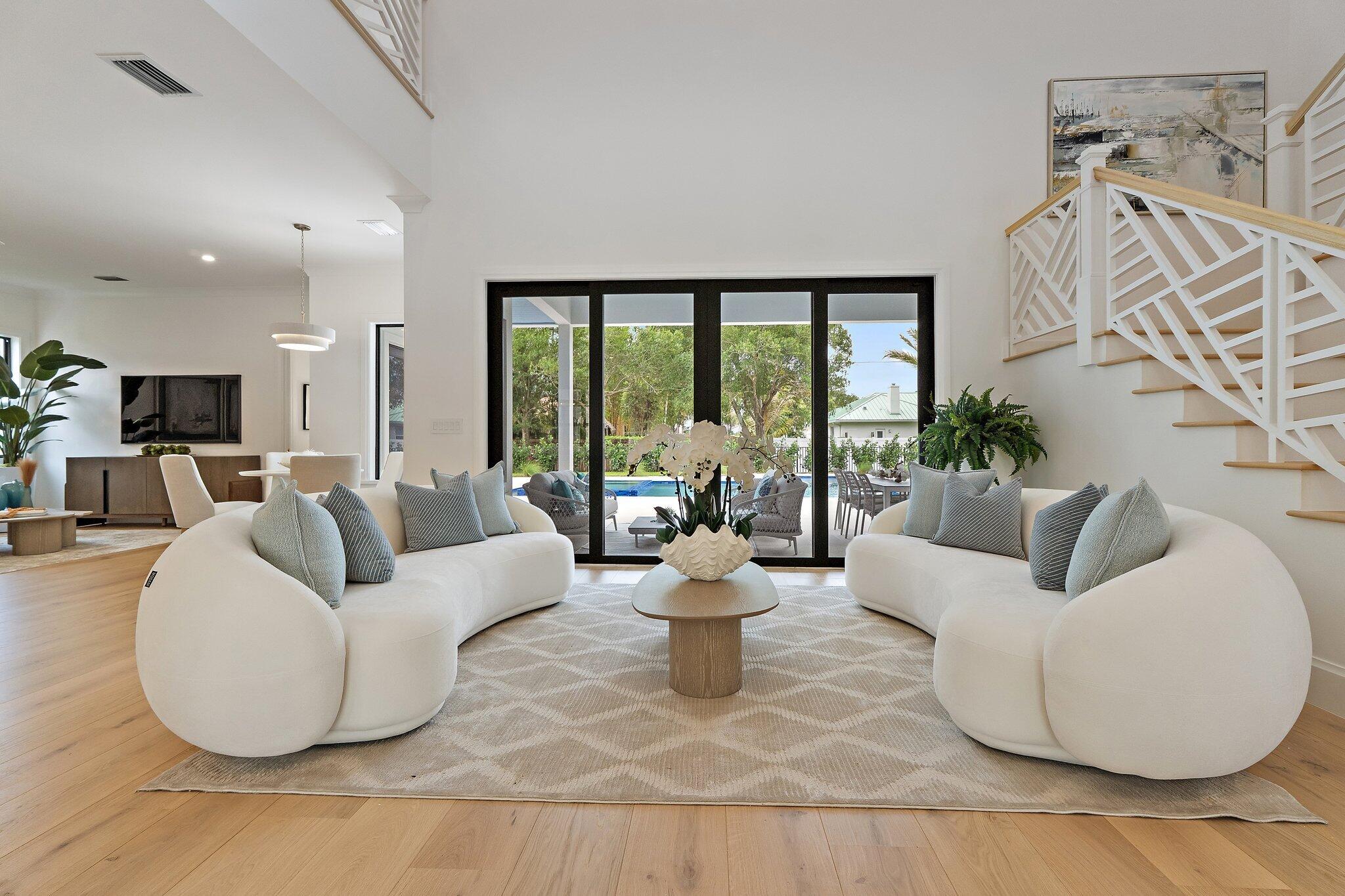 PENNOCK POINT - Residential