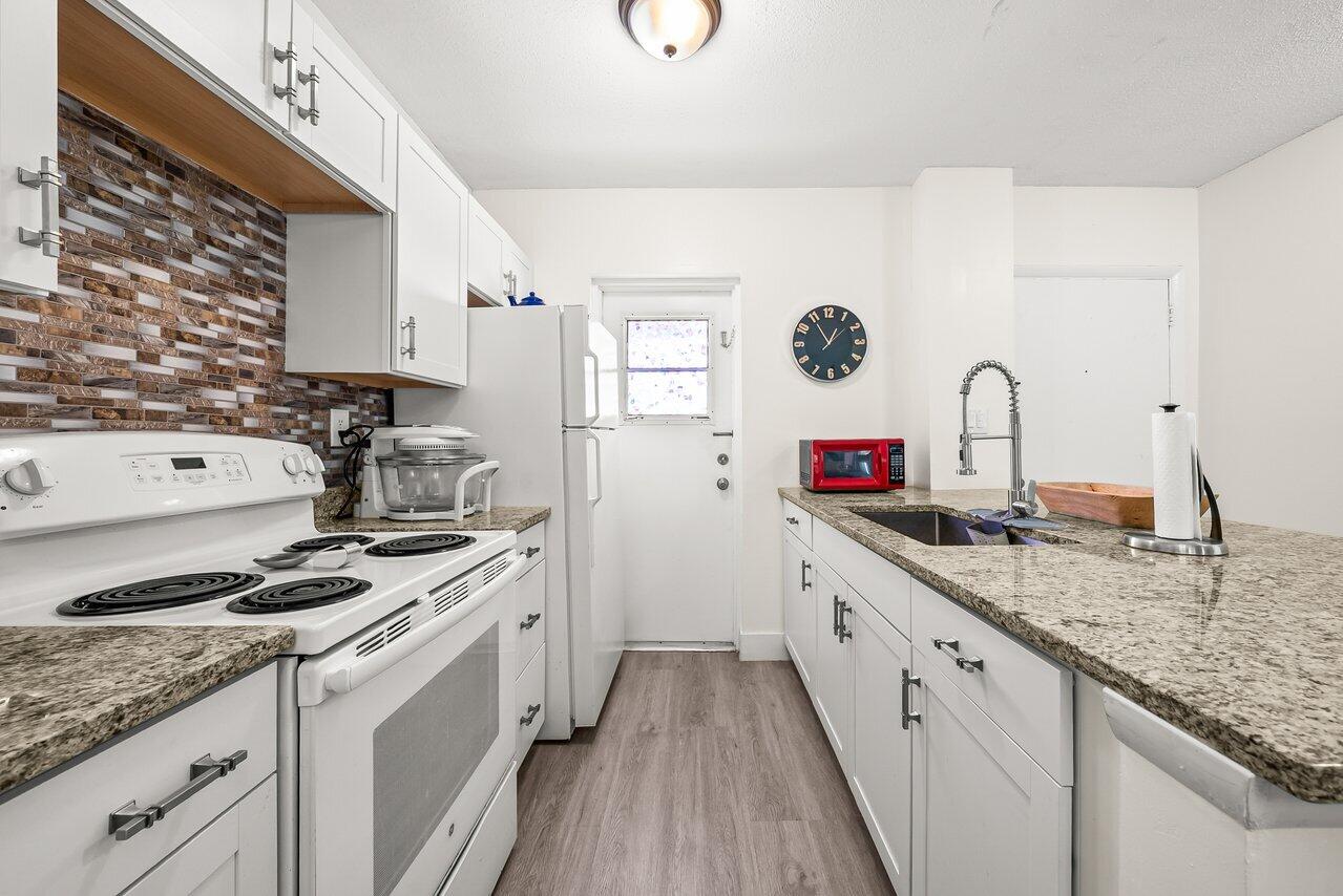 LEISUREVILLE LAKE CONDO - Residential