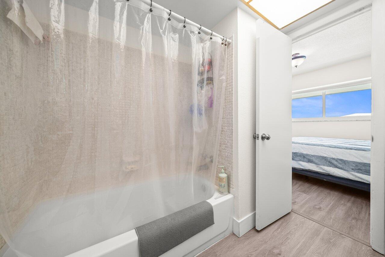 LEISUREVILLE LAKE CONDO - Residential