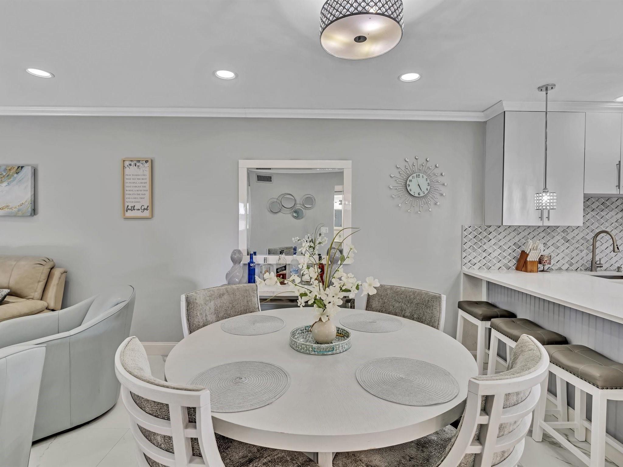 Oriole Gardens 3 - Residential