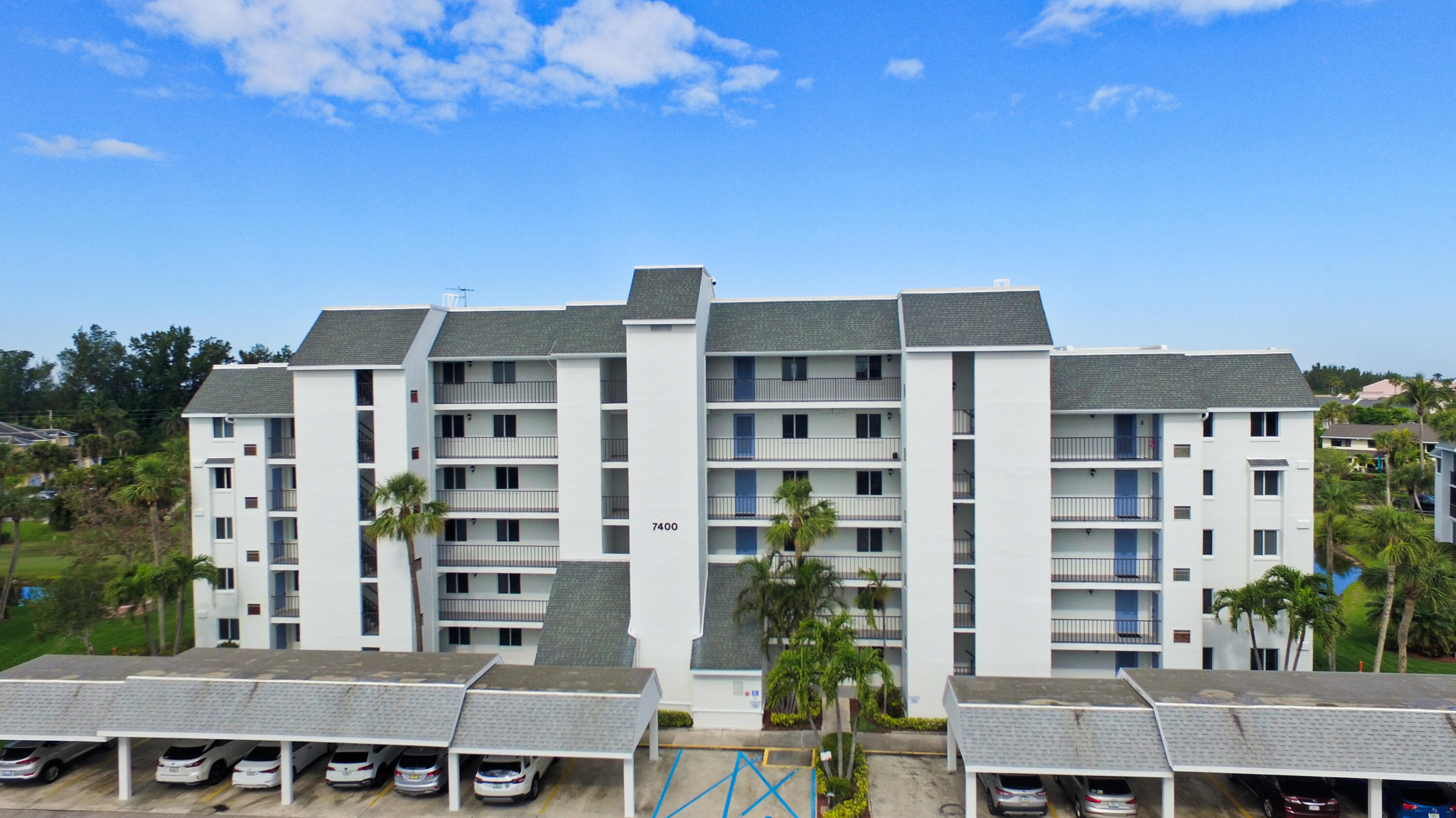 CATAMARAN ll CONDOMINIUM - Residential