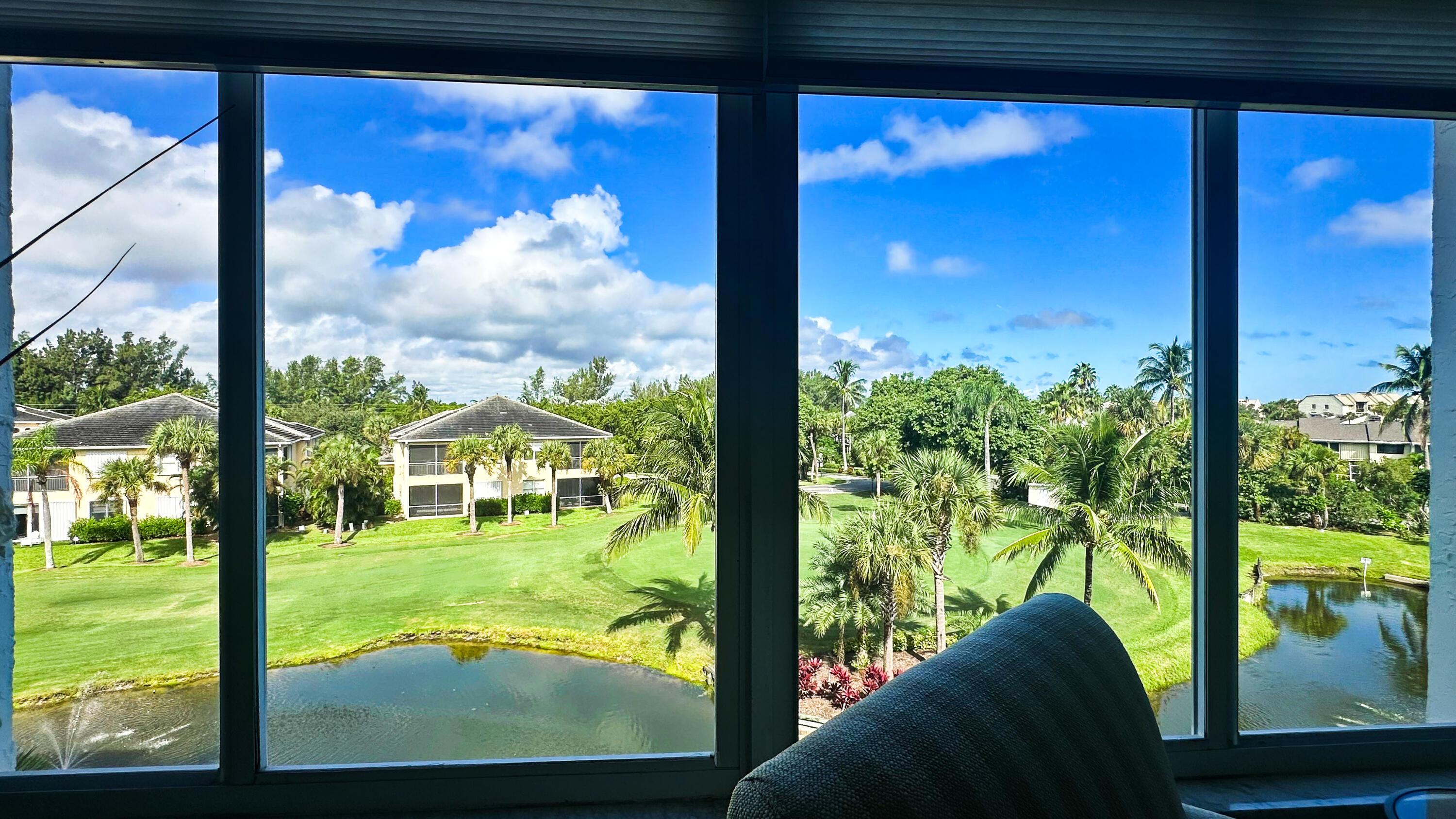 CATAMARAN ll CONDOMINIUM - Residential