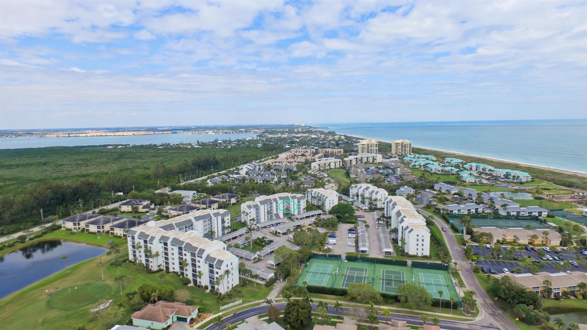 CATAMARAN ll CONDOMINIUM - Residential