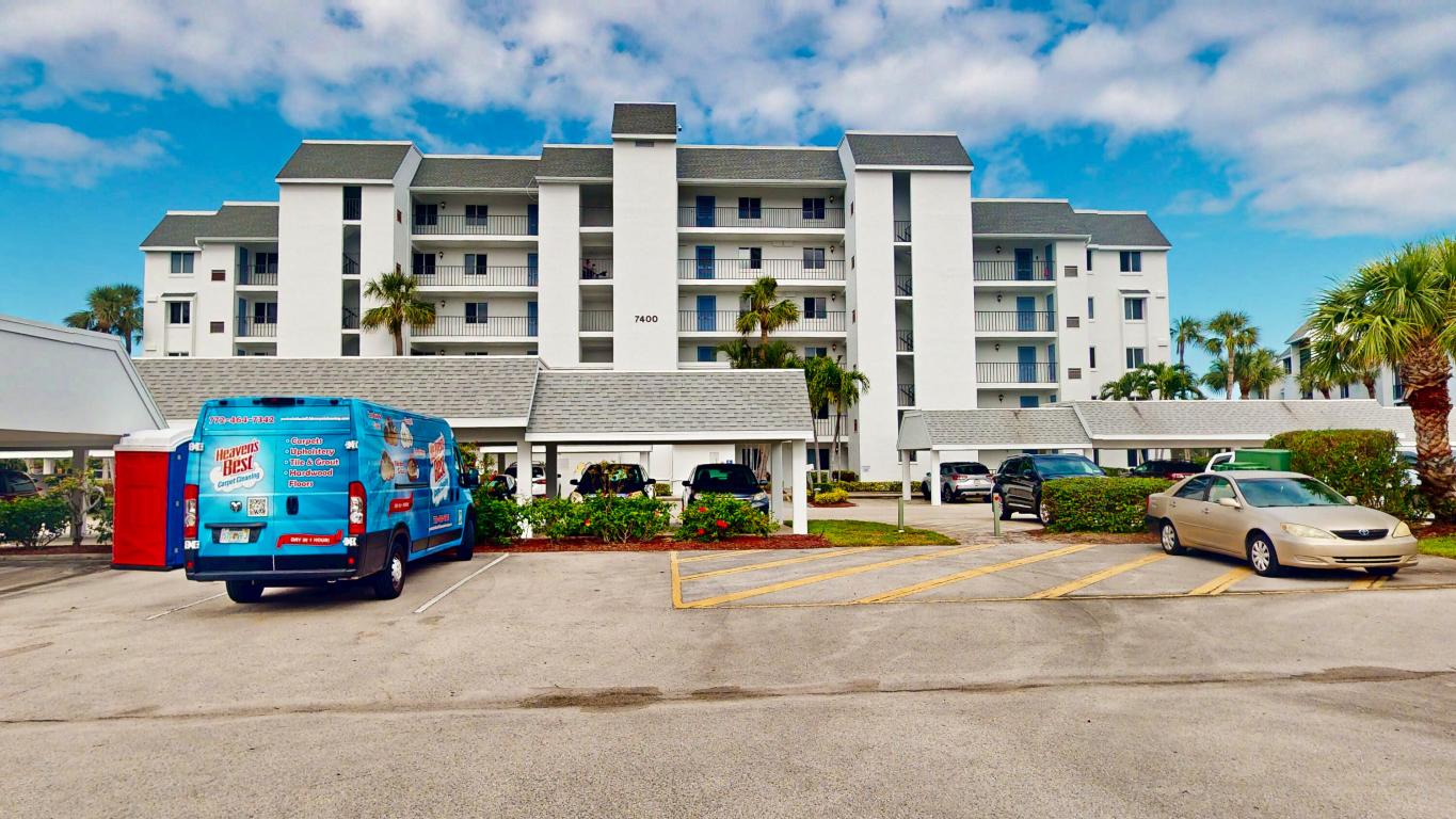 2400 S Ocean Drive 7442