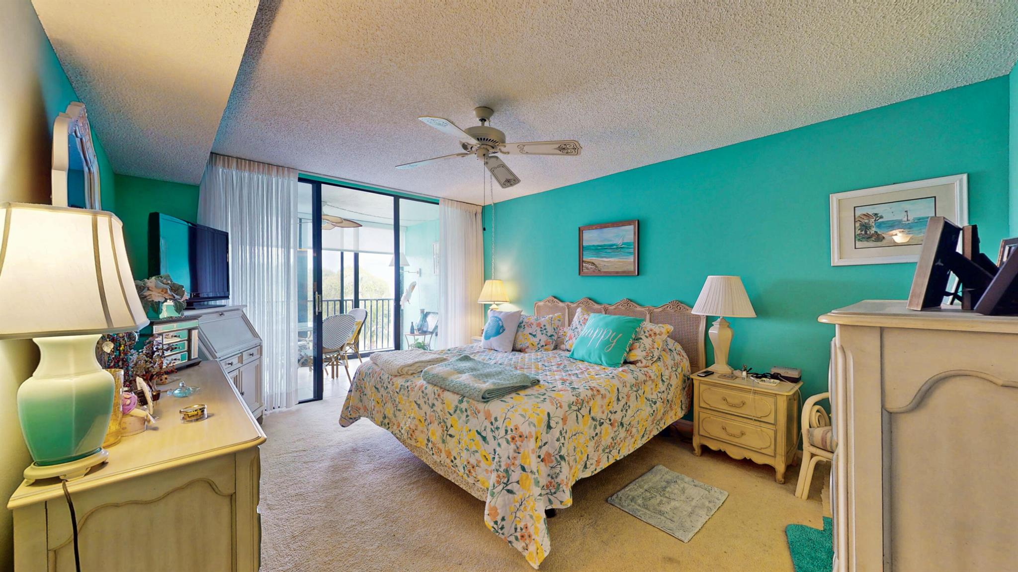 CATAMARAN ll CONDOMINIUM - Residential