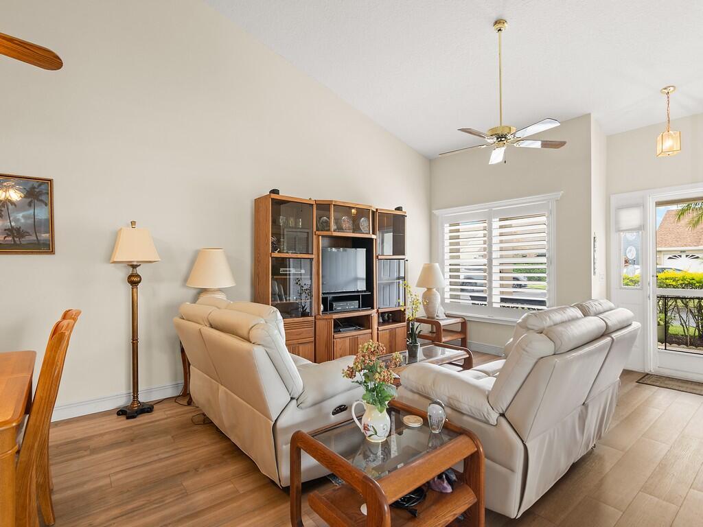 KINGS ISLE PHASE 1 - Residential