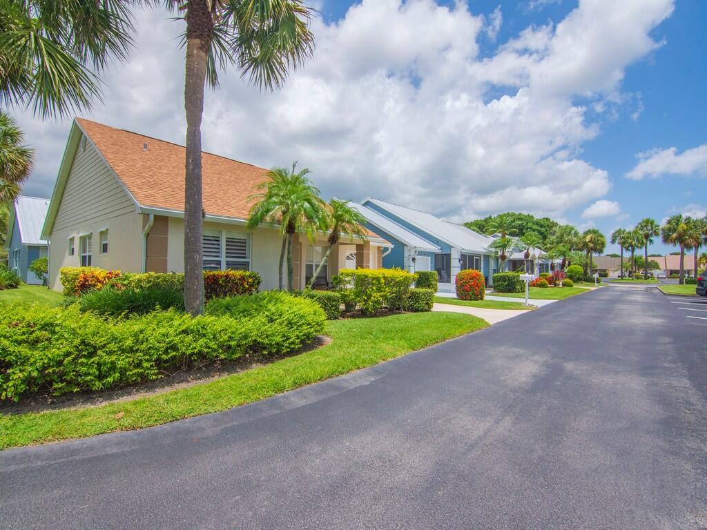 KINGS ISLE PHASE 1 - Residential