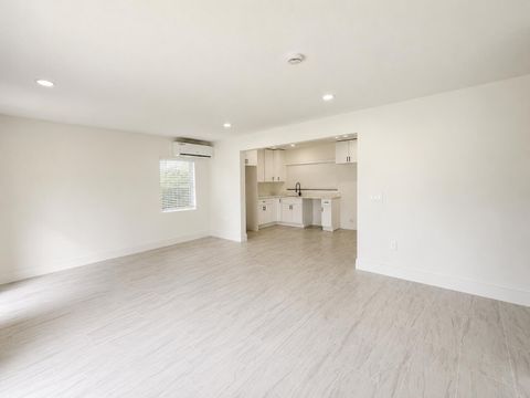 Tiny photo for 1606 N 14th Street, Fort Pierce, FL 34950 (MLS # B26037241)