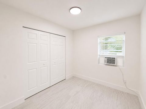 Tiny photo for 1606 N 14th Street, Fort Pierce, FL 34950 (MLS # B26037241)