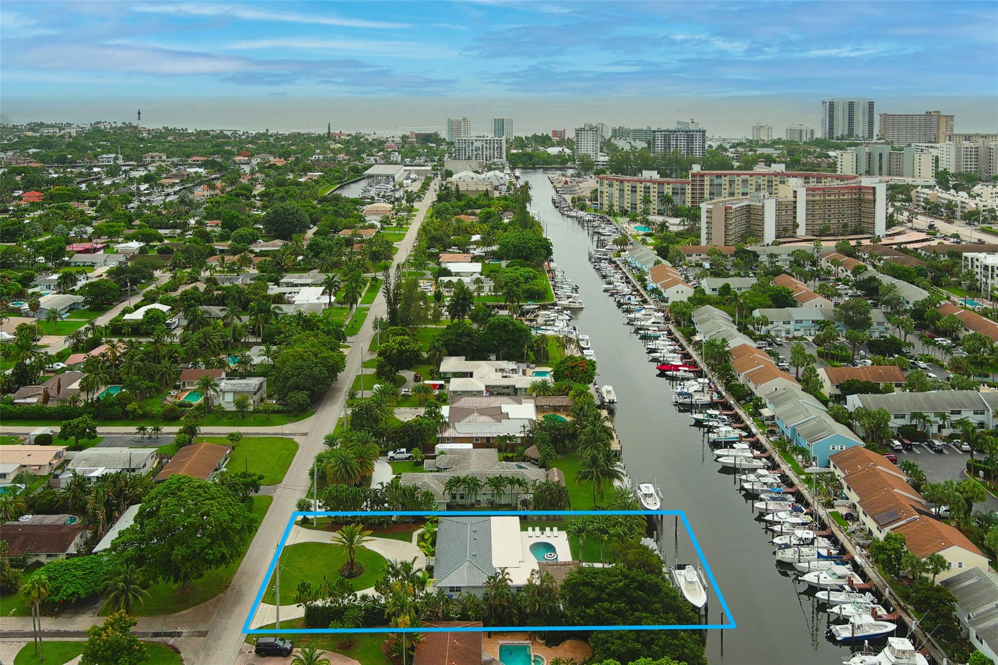 Caliban 27-12 B - Residential