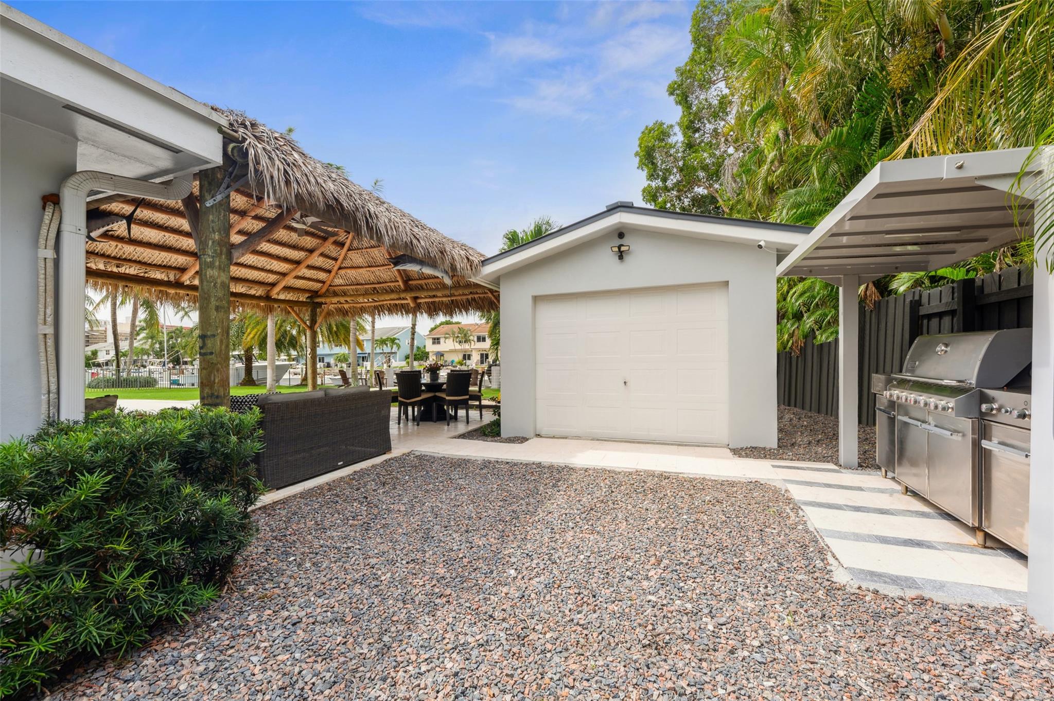 Caliban 27-12 B - Residential