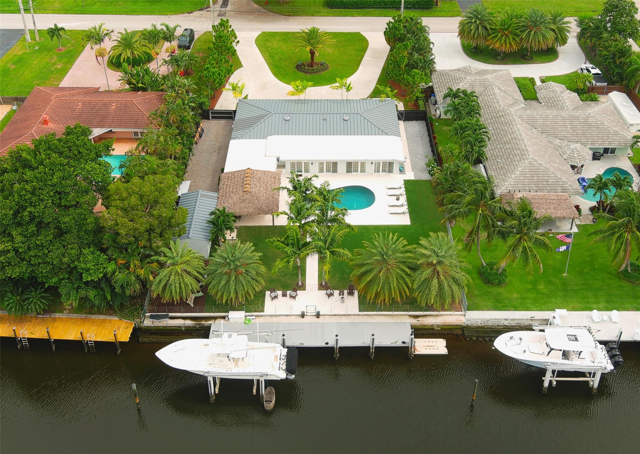 Caliban 27-12 B - Residential