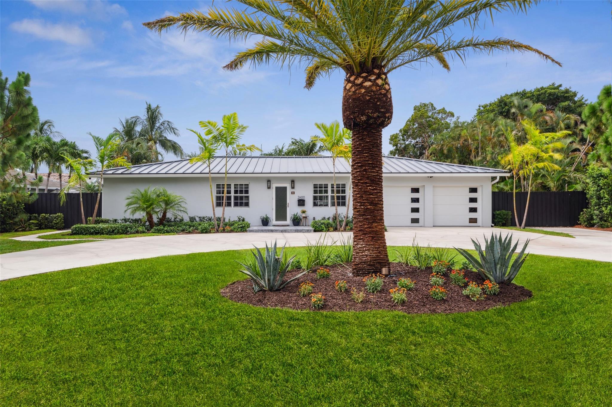 Caliban 27-12 B - Residential