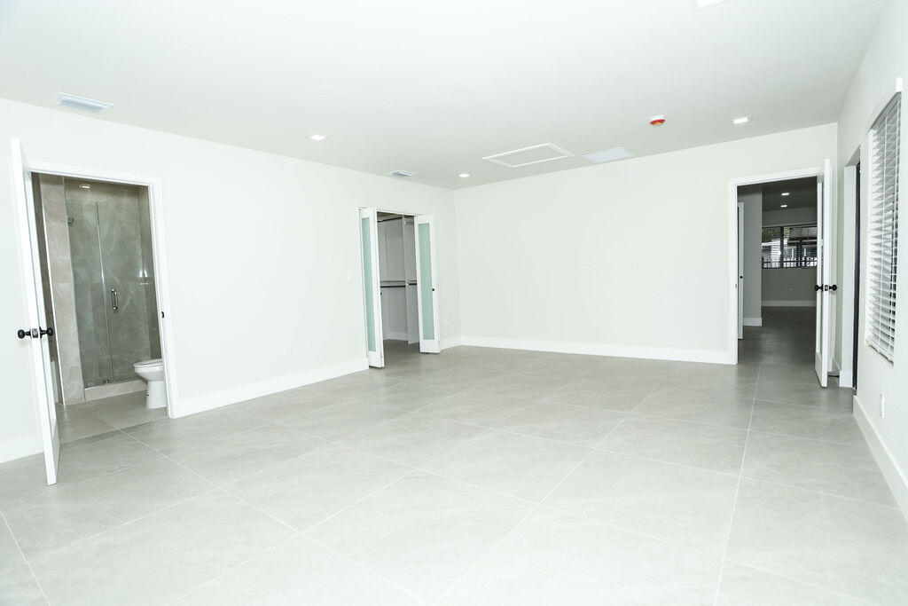 RAINBOW PARK - Residential