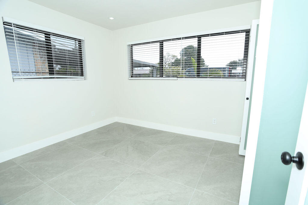 RAINBOW PARK - Residential
