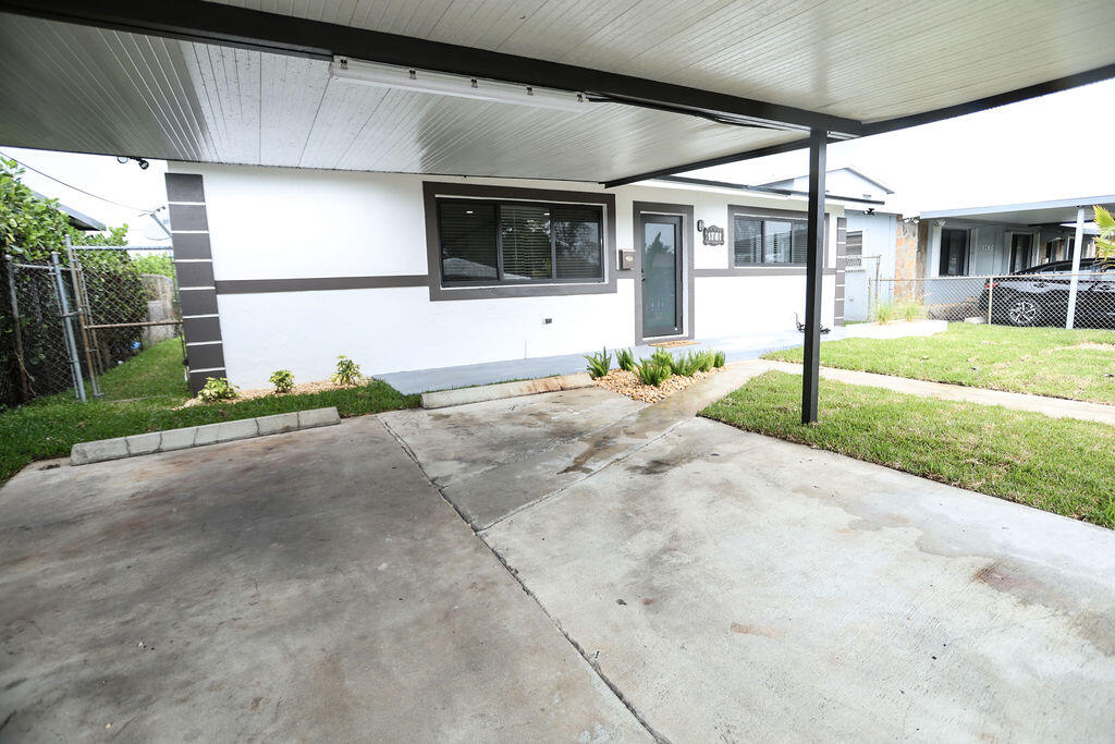 RAINBOW PARK - Residential