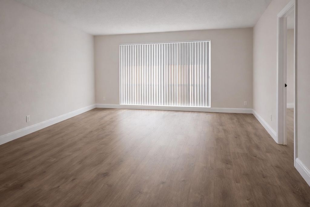 Photo of 541 NE 48th Street #Apt 205, Boca Raton, FL 33431 (MLS # B26014672)