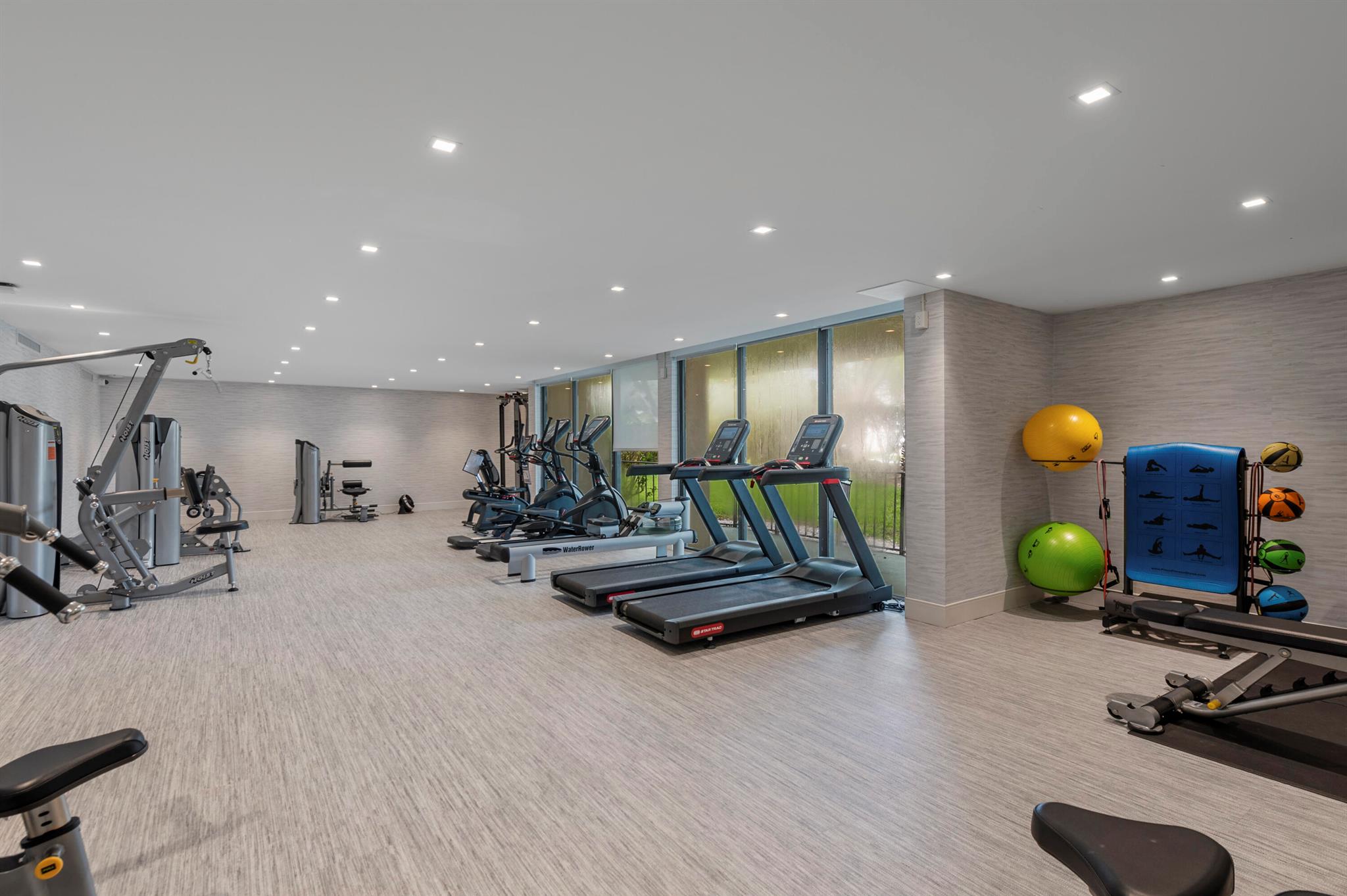 PORTA BELLA EAST AND PORT - Residential