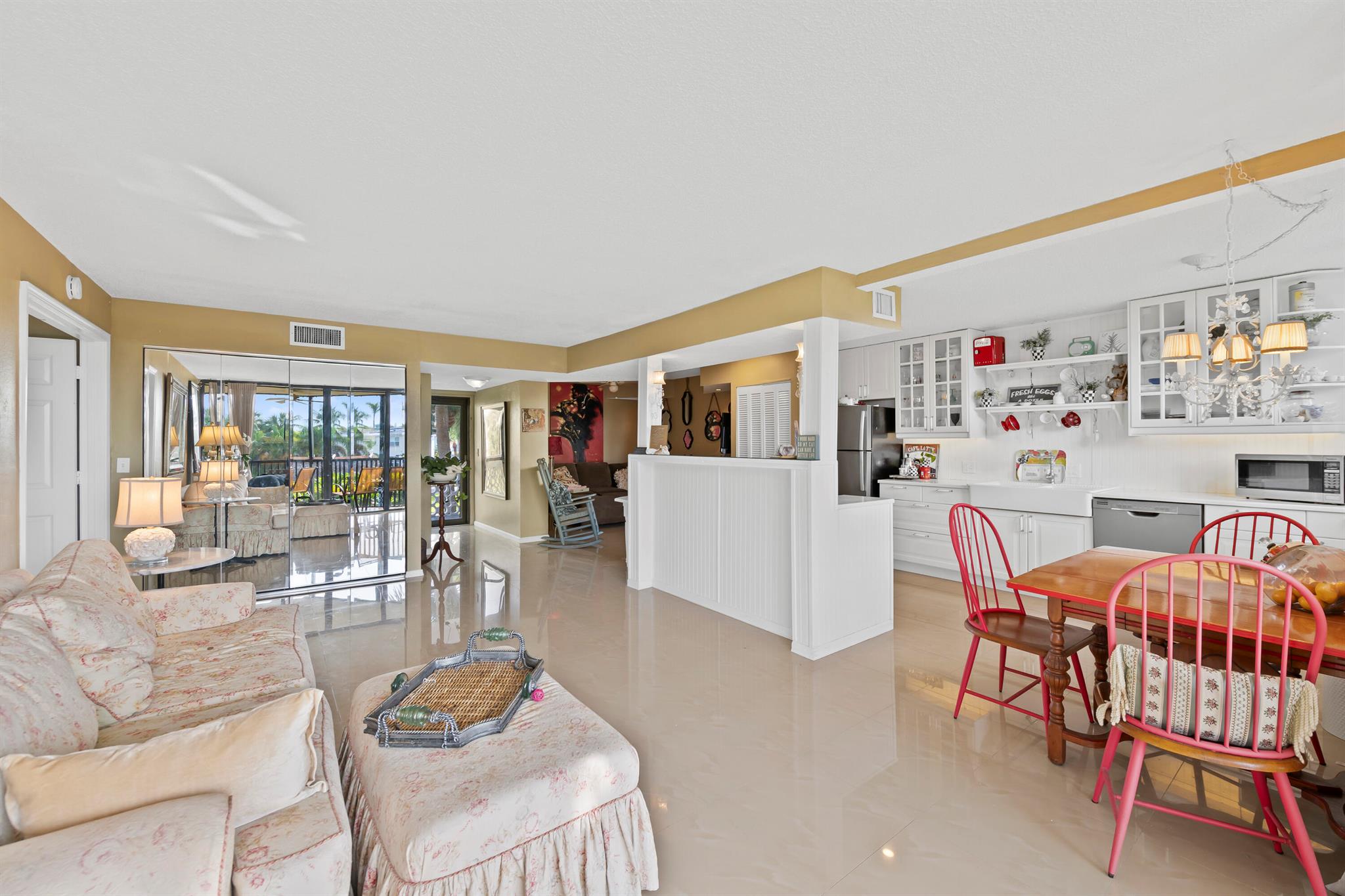 PORTA BELLA EAST AND PORT - Residential