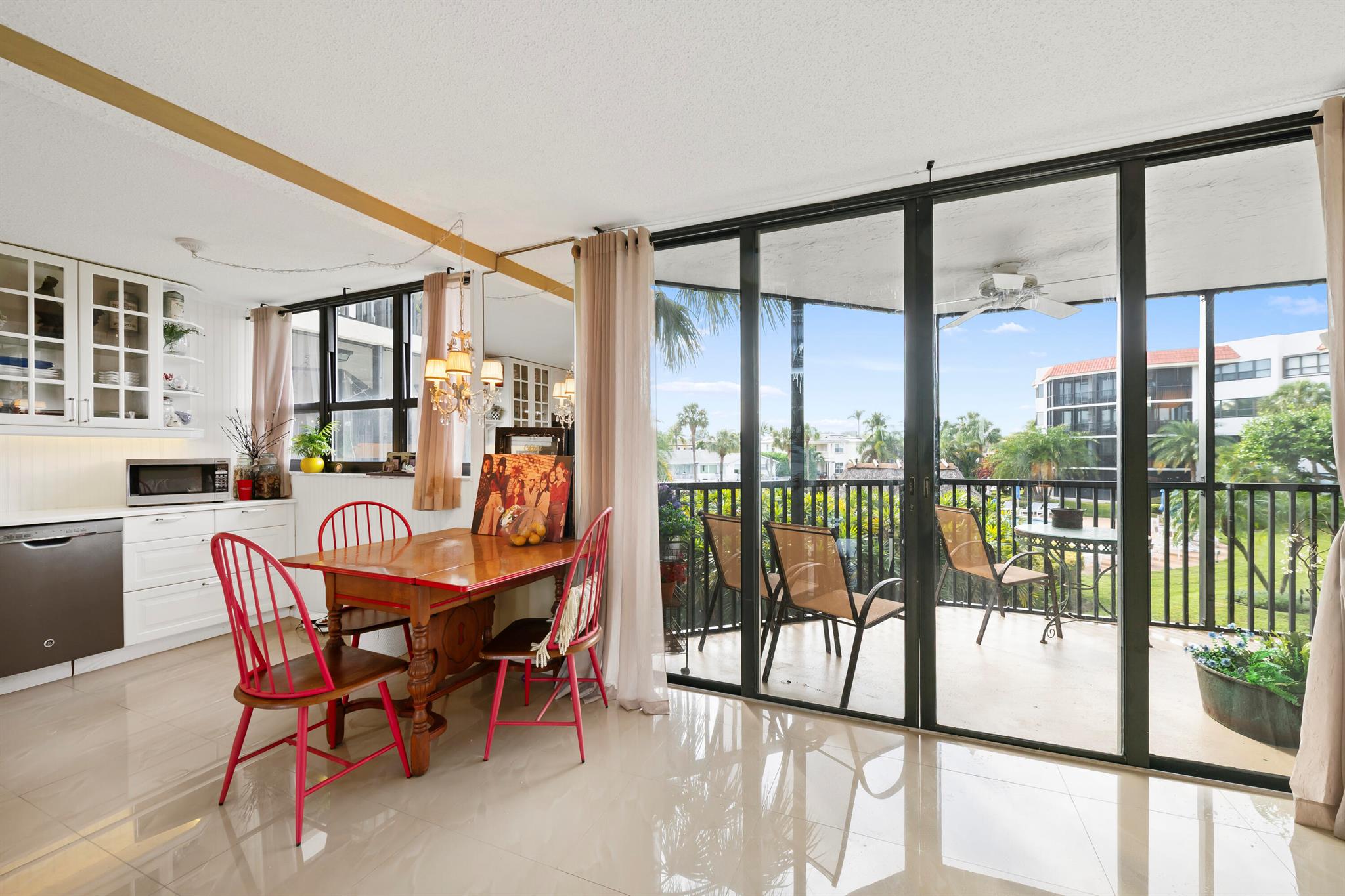 PORTA BELLA EAST AND PORT - Residential