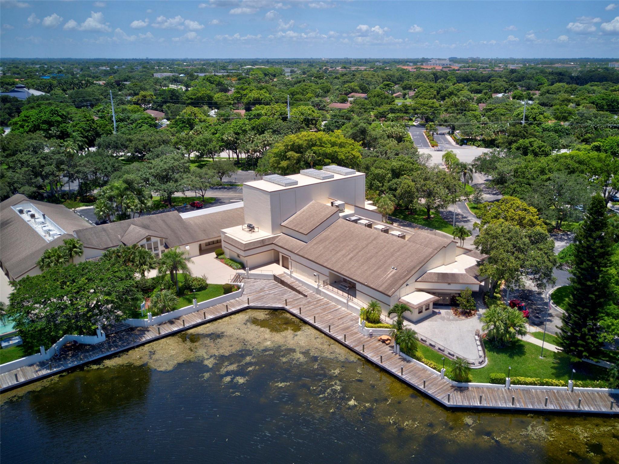 APPLEWOOD VILLAGE I-B CON - Residential