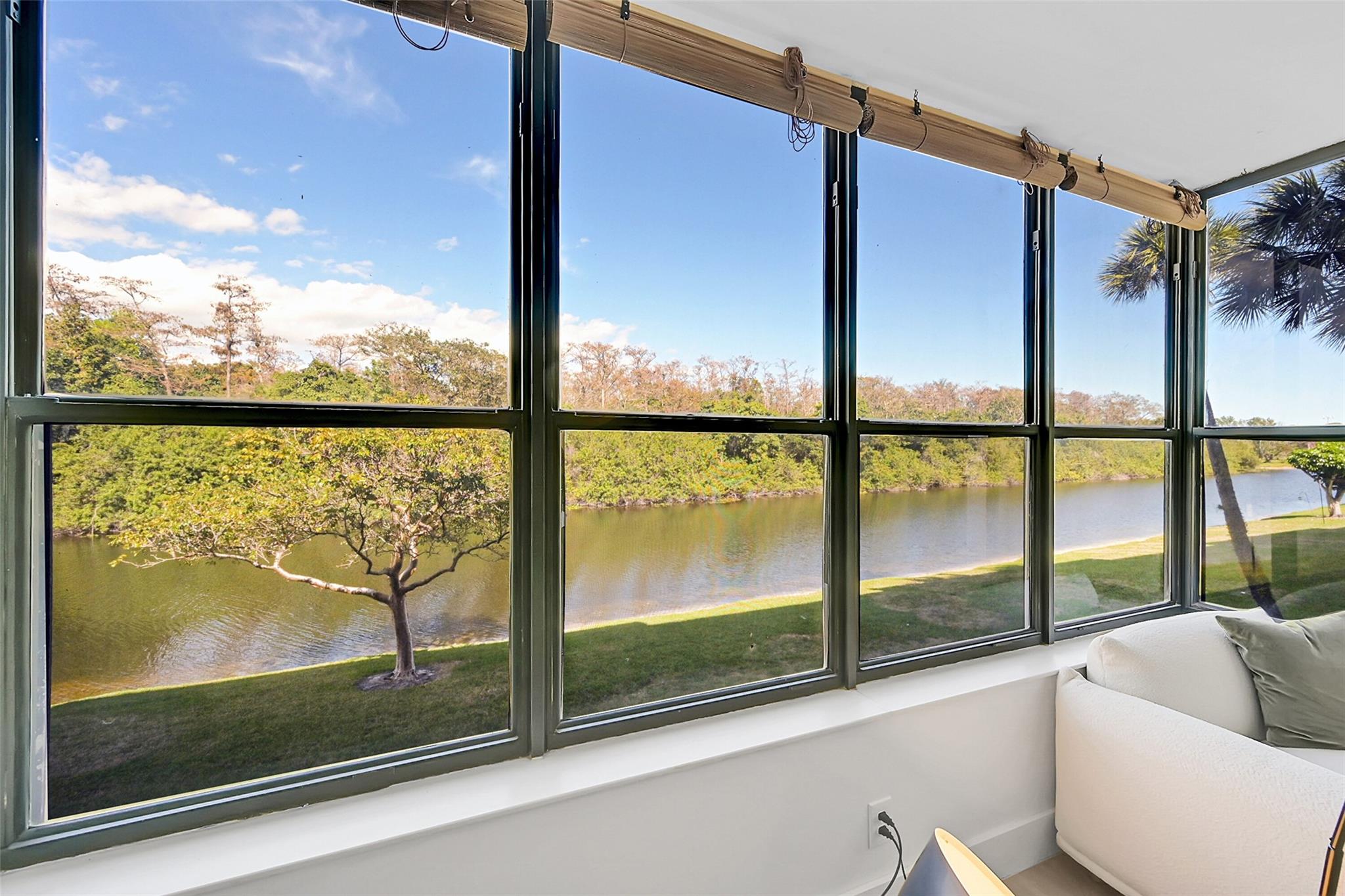 APPLEWOOD VILLAGE I-B CON - Residential