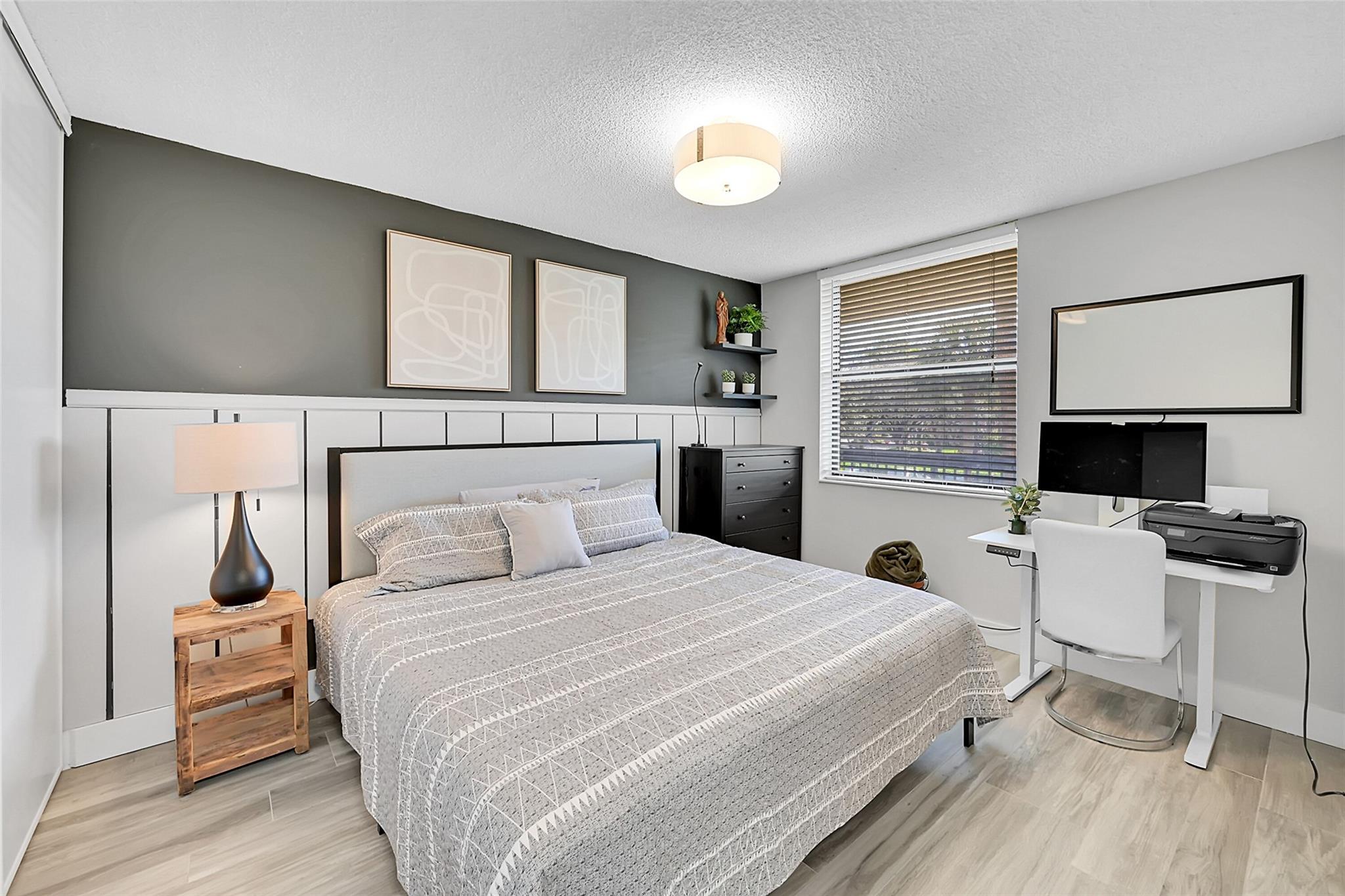 APPLEWOOD VILLAGE I-B CON - Residential