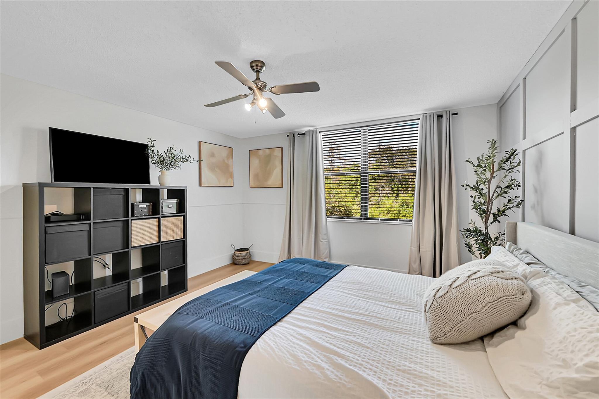 APPLEWOOD VILLAGE I-B CON - Residential