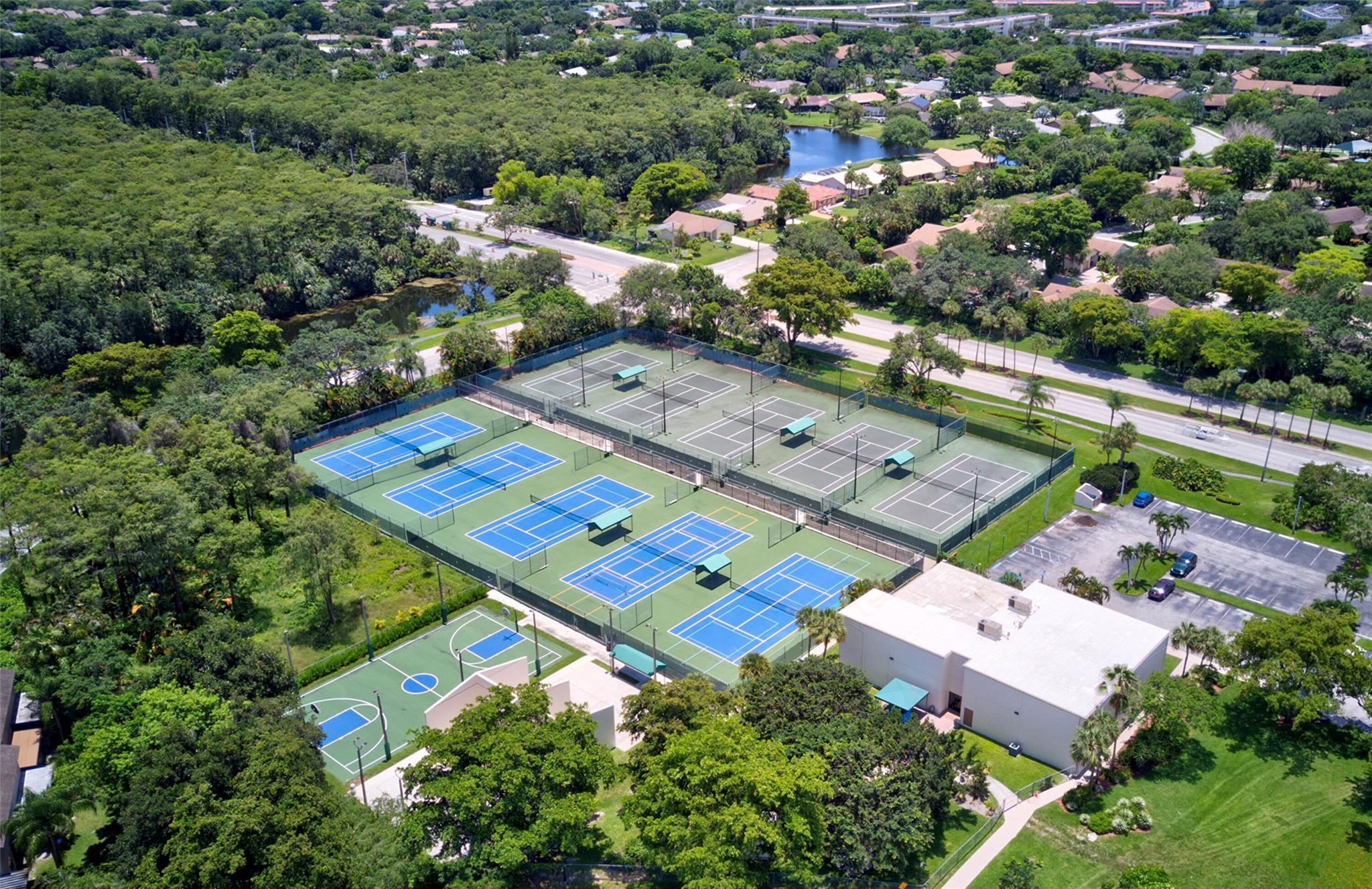 APPLEWOOD VILLAGE I-B CON - Residential
