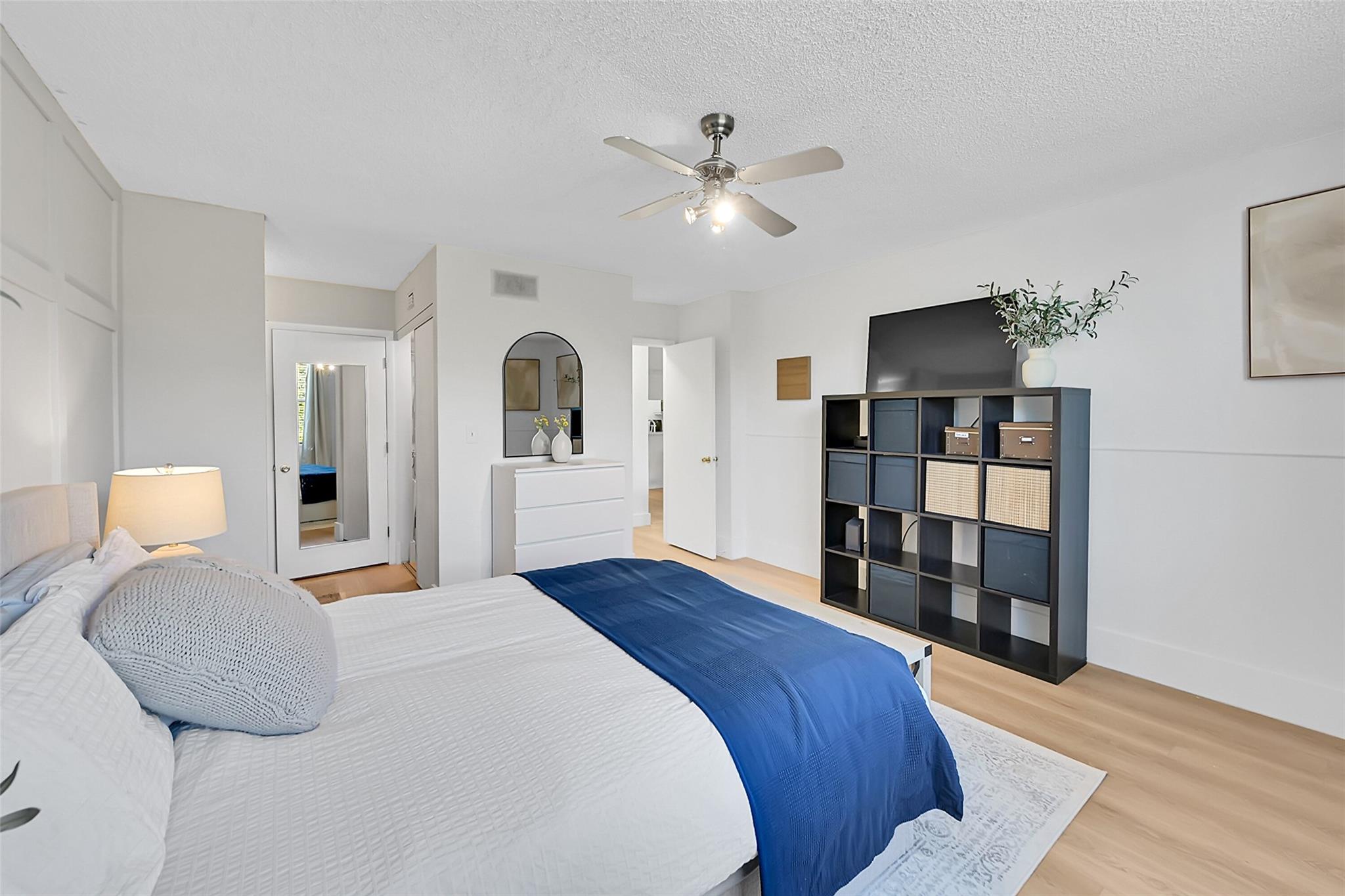 APPLEWOOD VILLAGE I-B CON - Residential