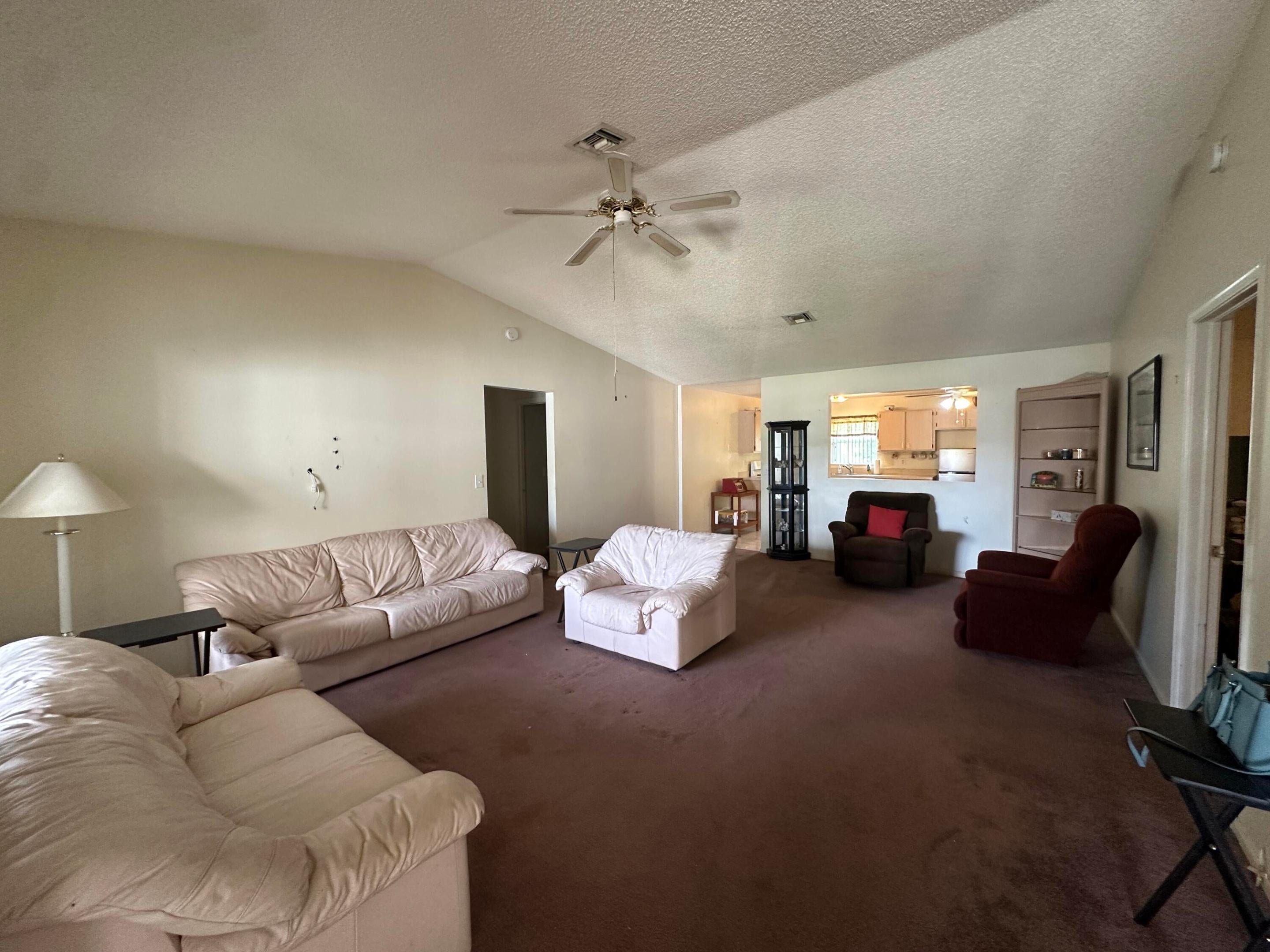 Properties 5225 Blueberry Hill Avenue