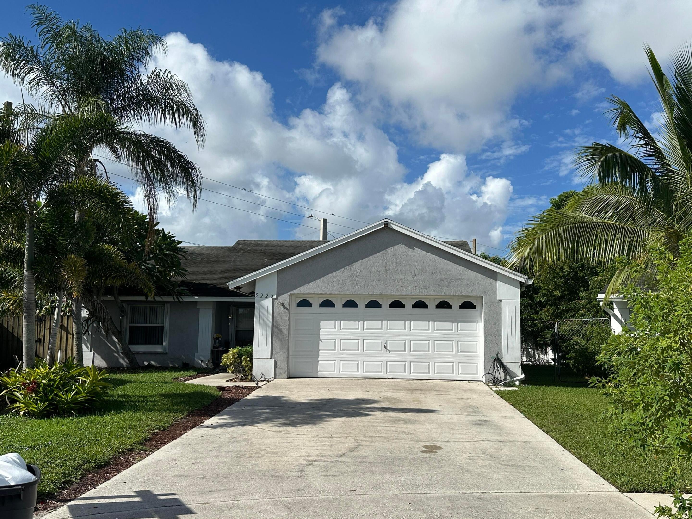Properties 5225 Blueberry Hill Avenue