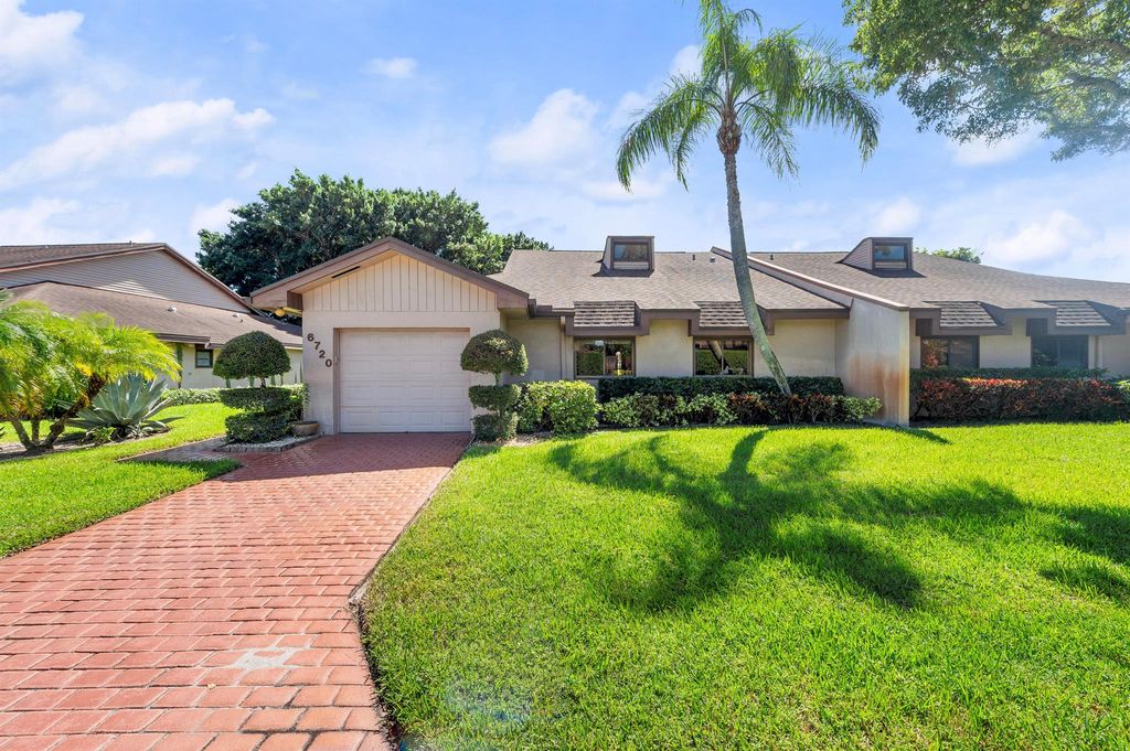 Photo of 6720 Versailles Court, Lake Worth, FL 33467 (MLS # R11132274)