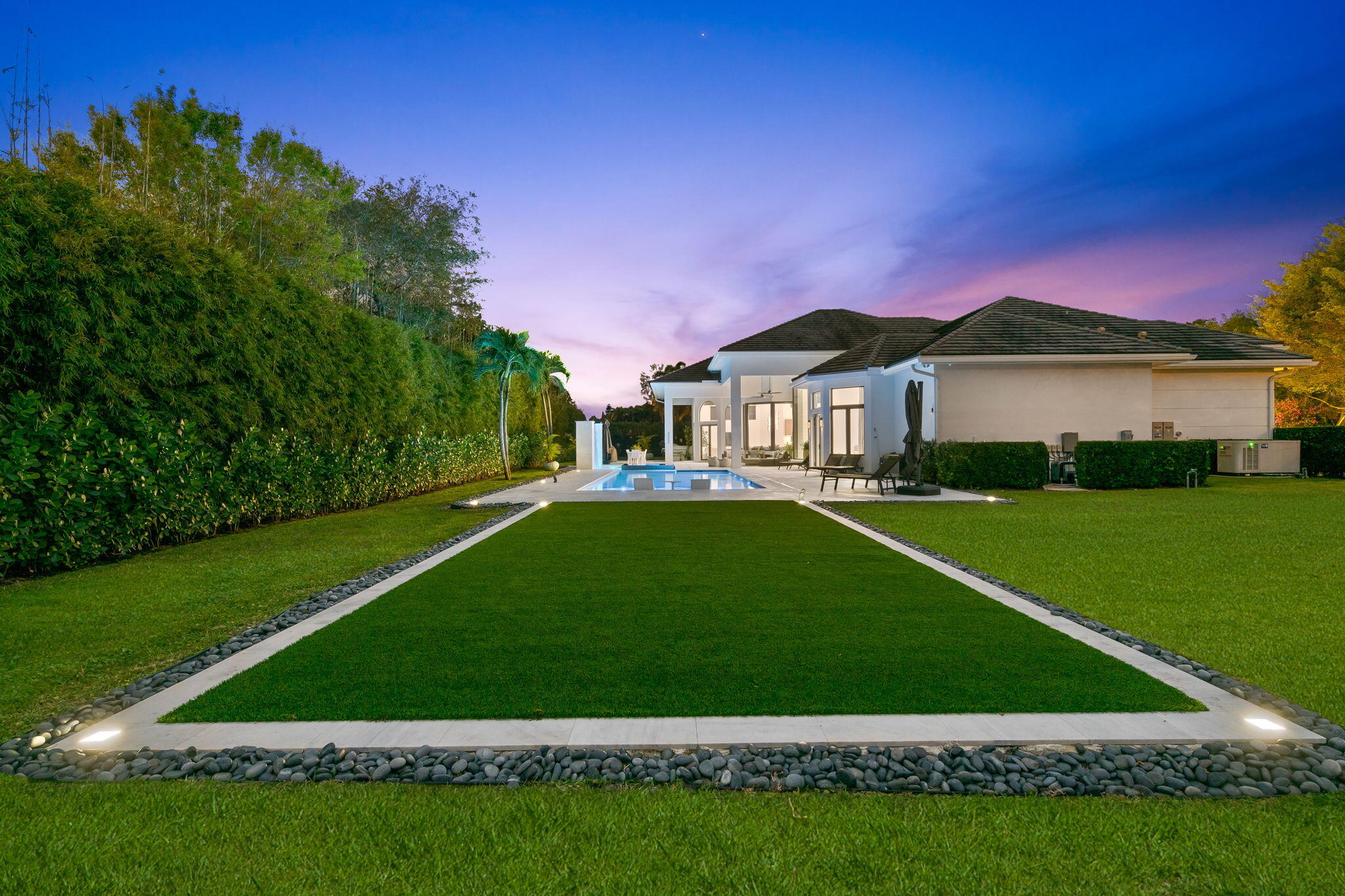 LONG LAKE ESTATES - Residential