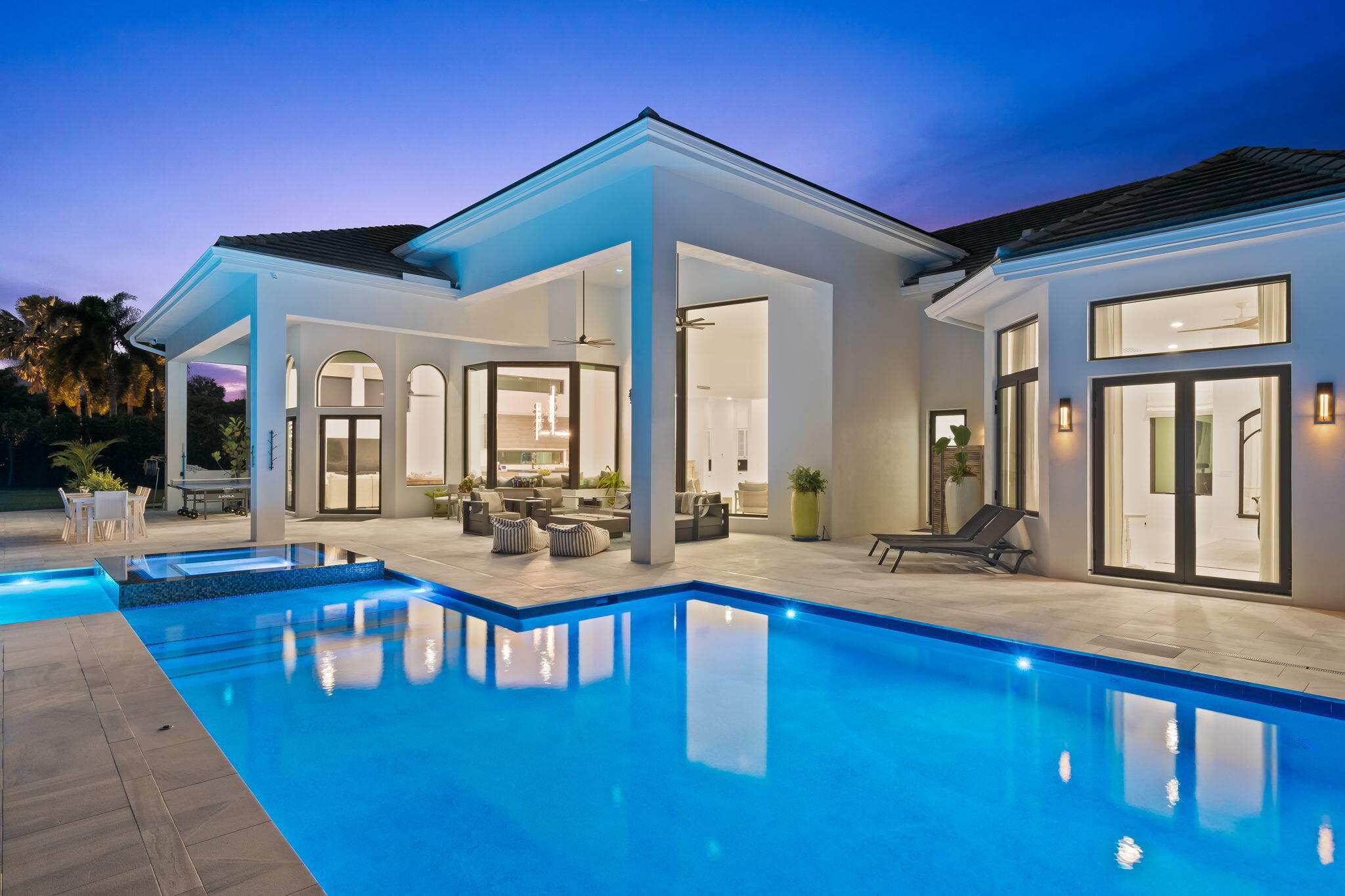 LONG LAKE ESTATES - Residential